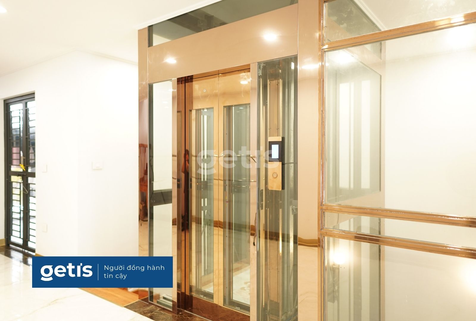 Du An Thang May Getis Luxspace Hong Ha Ha Noi